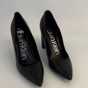 Calvin Klein Women's Jasmine Dress‎ Pumps Sz 8.5